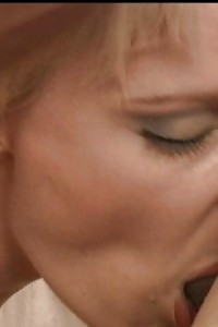 Stacked Hottie Kneels Down Peeking Fish Lips With Smooth Foot In Bedroom