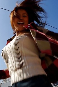 Take A Look At This Kinky Cheerleader As She Undressed And Jerking Off Her Gap In The Public