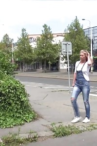 Extreme Blondie Kelly Wells Reveals Her Breathtaking Body And Gets Sexy As She Pounds A Heavy Cock With Her Ass