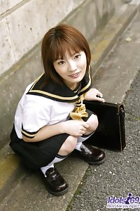 Slight Hussy Asshole Gets Wide Gaping