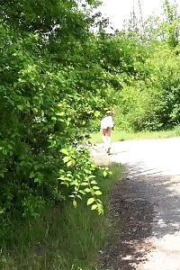 Filthy Babe Daphne Gets Down And Filthy As She Receives An Hardcore Ass Jumping In This Scene