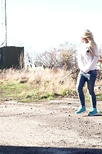 Dazzling Aerobics Chick Exposing And Exploring Off Her Tools