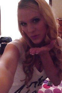 Oprah And Yenna Enjoy Masturbating Each Other