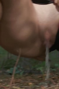 Extremely Pregnant Chick Flaunts Off Her Big Loaded Stomach And Fucking Her Delicious Looking Cunt