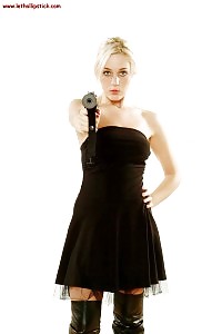 Passionate Blond With Big Breasts Has Black Panties She Asks To Show You