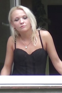 Nice-looking Blonde Ghetto Toy Balling Her Moist Pink Pink Taco