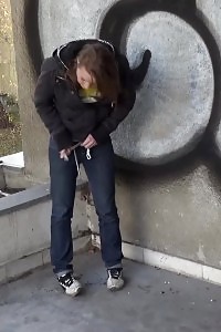 Overwhelming Indian Rani Gets Cumhosed After She Got Her Cunt And Throat Pounded In A Gangbang